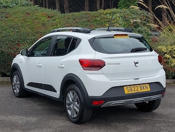 Used Dacia Sandero Stepway 2022 for sale - 76135288: Photo 3