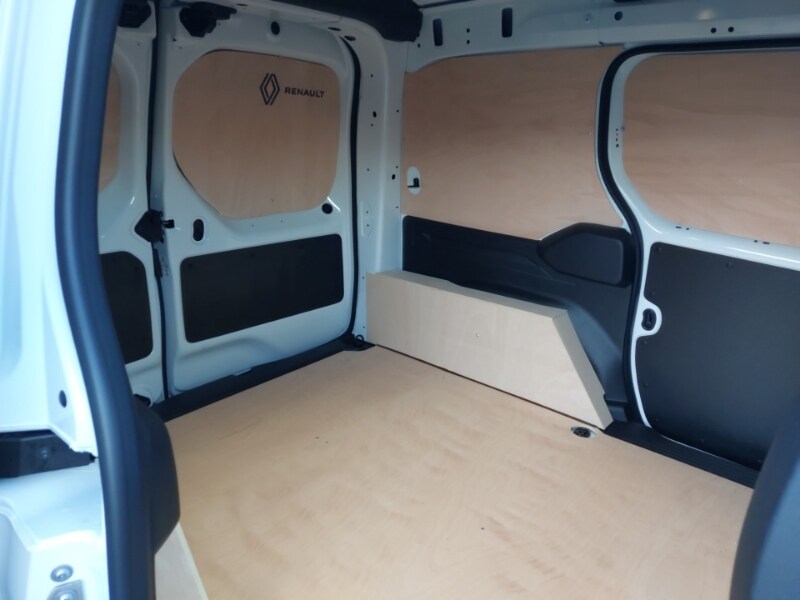 Used Renault Kangoo 2025 for sale - 77047184: Photo 13