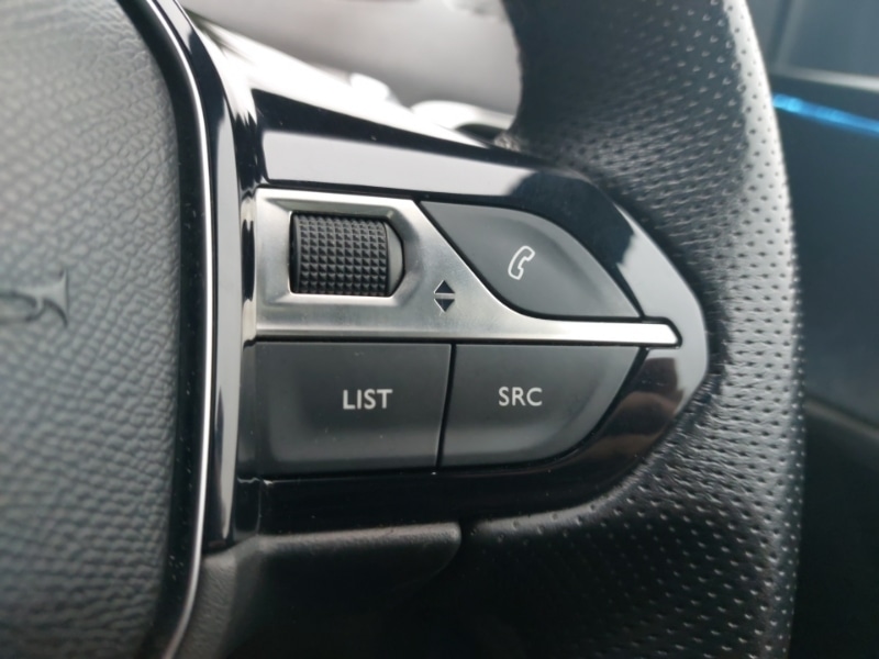 Used Peugeot 3008 2018 for sale - 76613891: Photo 11