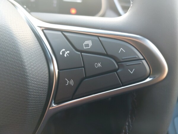 Used Renault Clio 2025 for sale - 76233401: Photo 15