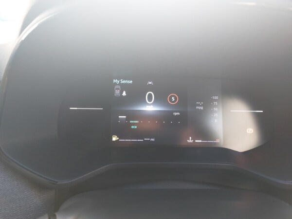 Used Renault Clio 2025 for sale - 76233401: Photo 18