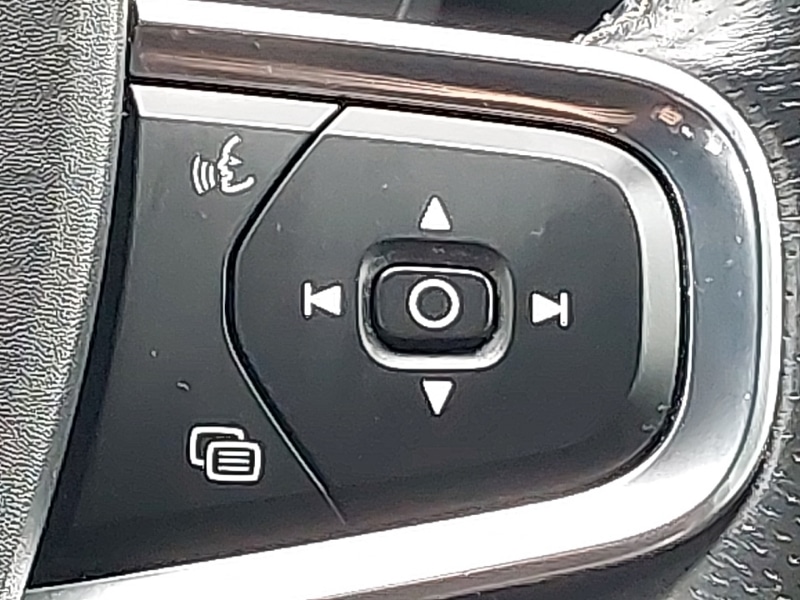 Used Volvo XC40 2021 for sale - 76331588: Photo 11