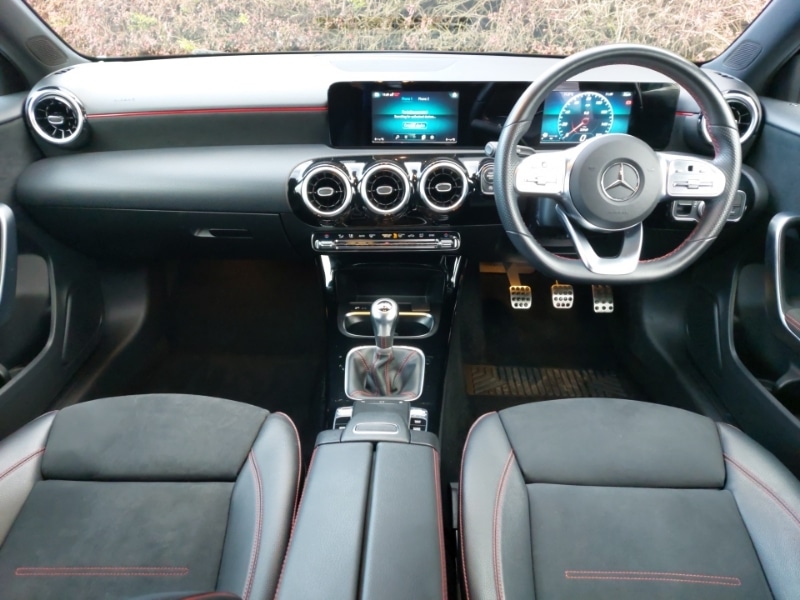 Used Mercedes-Benz A-Class 2019 for sale - 76860452: Photo 2