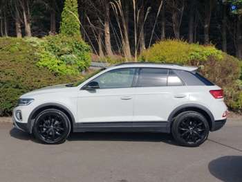 Used Volkswagen T-Roc 2023 for sale - 74595380: Photo