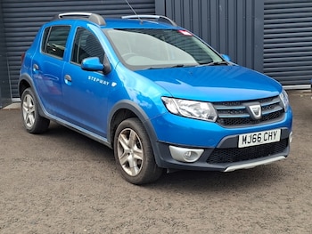 Used Dacia Sandero Stepway 2016 for sale - 78933213: Photo