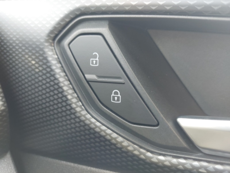 Used Volkswagen T-Cross 2021 for sale - 78113425: Photo 18