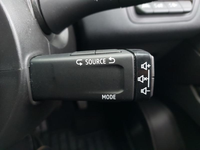 Used Renault Captur 2022 for sale - 77338423: Photo 17