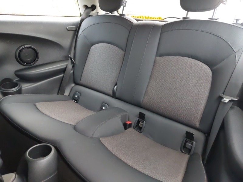 Used MINI Hatch 2023 for sale - 77035146: Photo 6