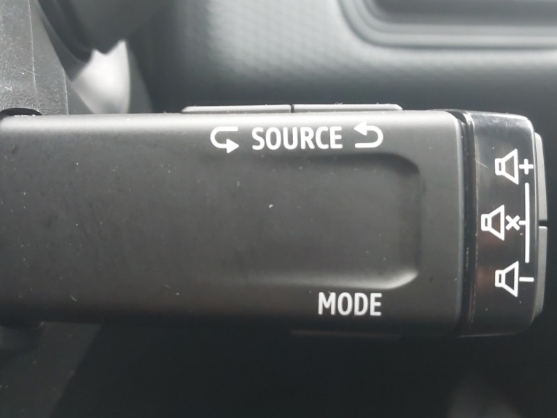 Used Renault Clio 2023 for sale - 78033244: Photo 14