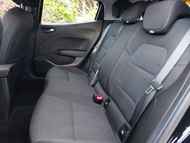 Used Renault Clio 2021 for sale - 76954850: Photo 6