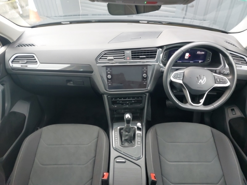 Used Volkswagen Tiguan 2023 for sale - 77448188: Photo 2