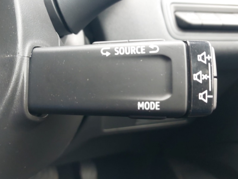 Used Renault Captur 2023 for sale - 77751750: Photo 15