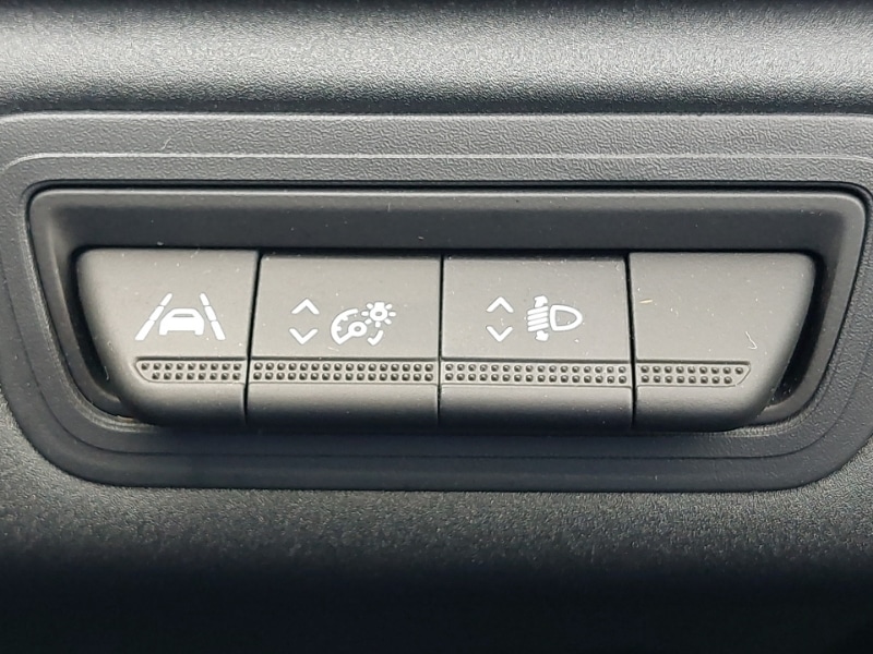 Used Renault Captur 2023 for sale - 77751750: Photo 19