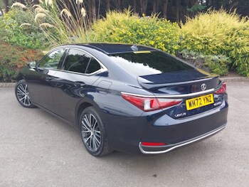 Used Lexus ES 2023 for sale - 76548759: Photo