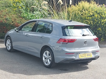 Used Volkswagen Golf 2023 for sale - 75680524: Photo