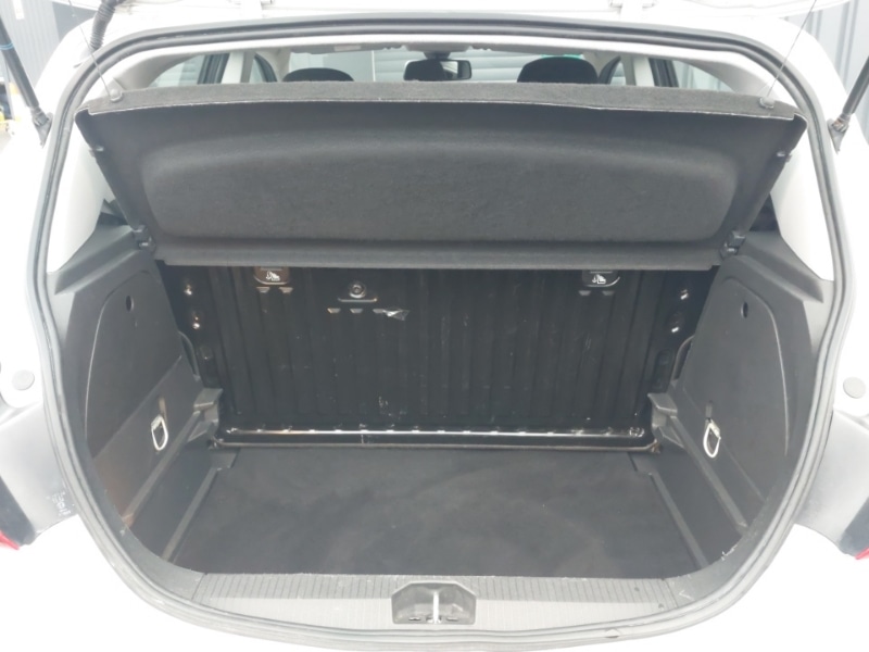 Used Vauxhall Corsa 2017 for sale - 77428615: Photo 8