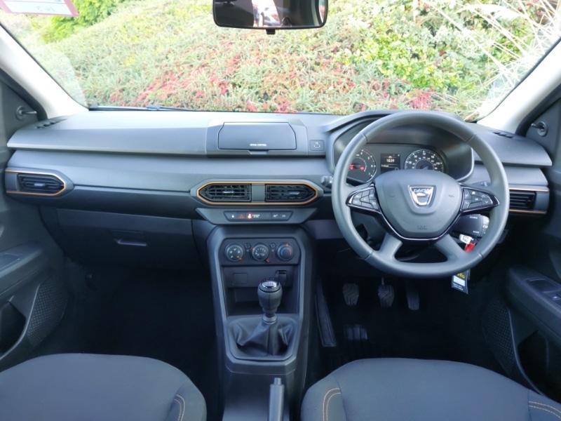 Used Dacia Sandero Stepway 2022 for sale - 76987429: Photo 2