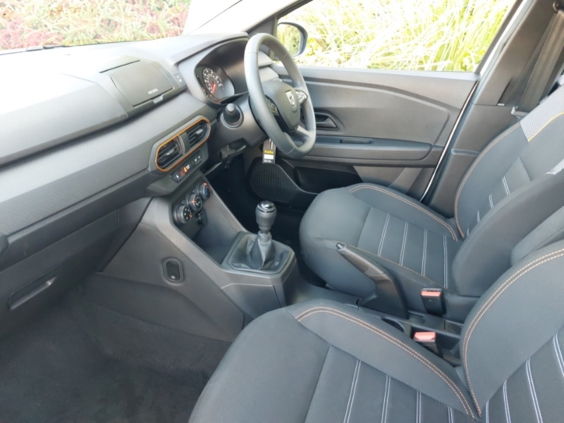 Used Dacia Sandero Stepway 2022 for sale - 76987429: Photo 5