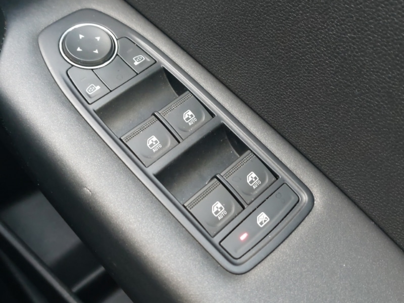 Used Renault Captur 2023 for sale - 77823117: Photo 15