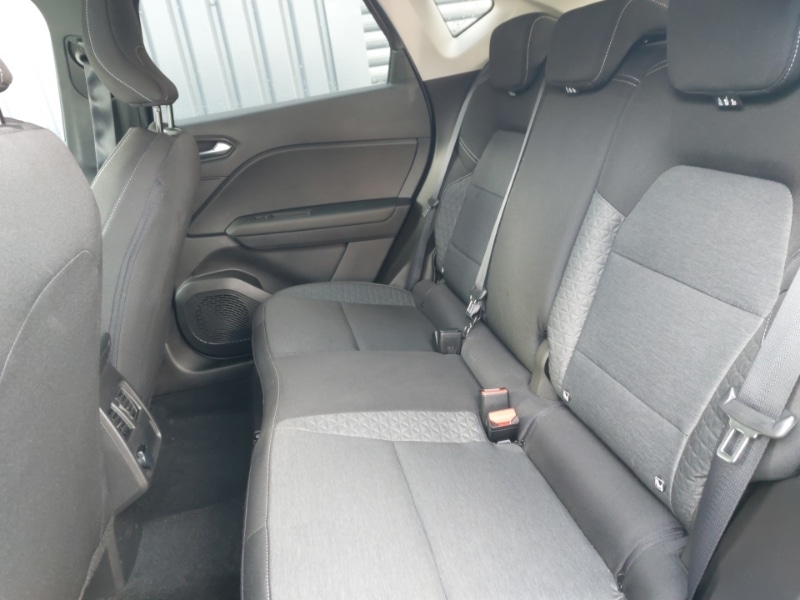 Used Renault Captur 2023 for sale - 77823117: Photo 6