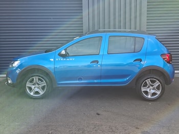 Used Dacia Sandero Stepway 2020 for sale - 79615482: Photo