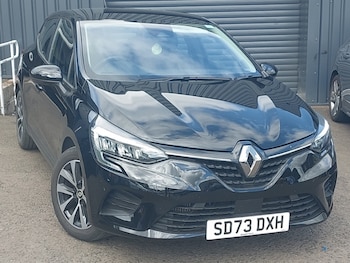 Used Renault Clio 2023 for sale - 78698091: Photo