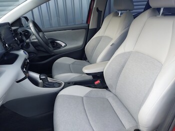 Used Toyota Yaris 2021 for sale - 77580315: Photo