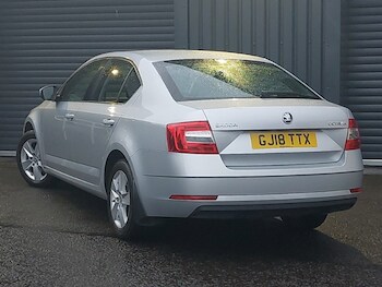 Used Skoda Octavia 2018 for sale - 77343098: Photo