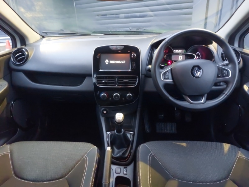 Used Renault Clio 2017 for sale - 77150399: Photo 2