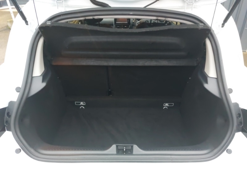 Used Renault Clio 2017 for sale - 77150399: Photo 8