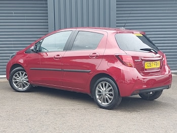 Used Toyota Yaris 2017 for sale - 78624872: Photo
