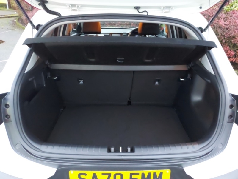 Used Kia Stonic 2020 for sale - 76771482: Photo 8