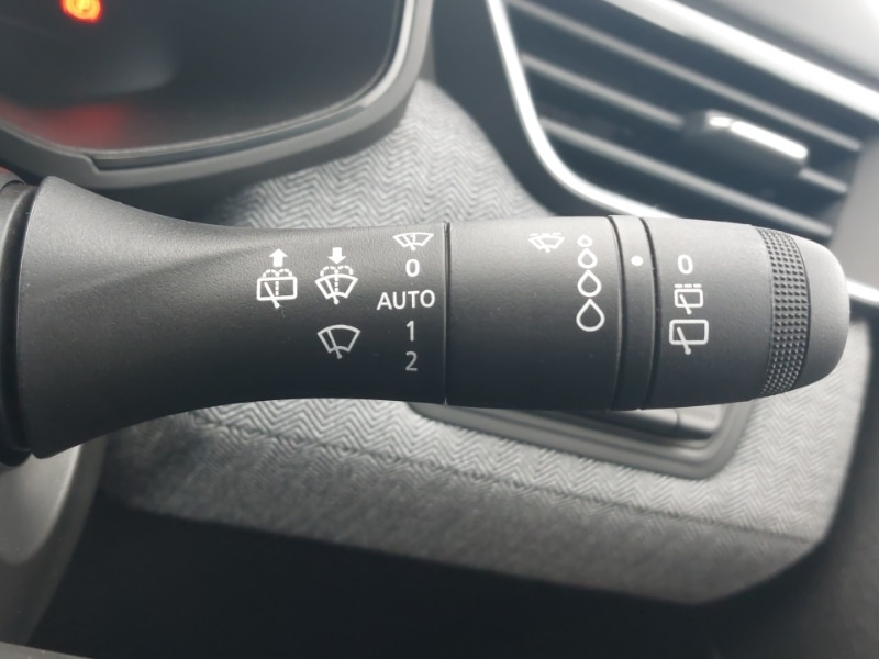 Used Renault Clio 2024 for sale - 77669651: Photo 13