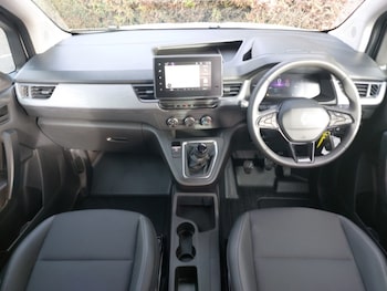 Used Renault Kangoo 2025 for sale - 76556314: Photo