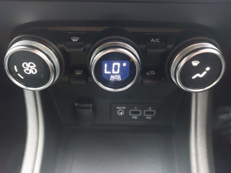 Used Renault Captur 2022 for sale - 76465346: Photo 17