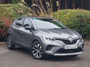 Used Renault Captur 2022 for sale - 76465346: Photo