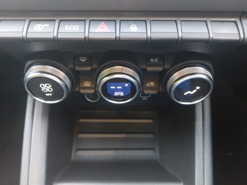 Used Renault Clio 2021 for sale - 76906765: Photo 17