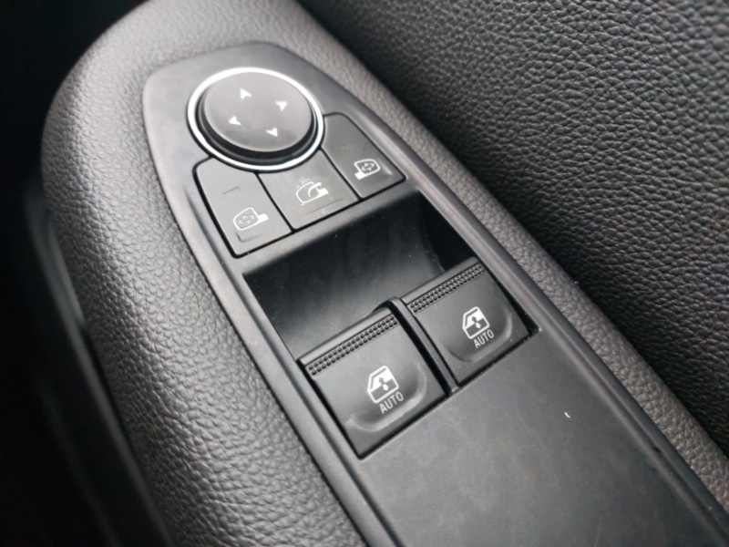 Used Renault Clio 2020 for sale - 76134806: Photo 16