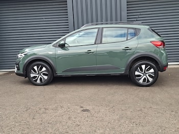 Used Dacia Sandero Stepway 2025 for sale - 79332789: Photo