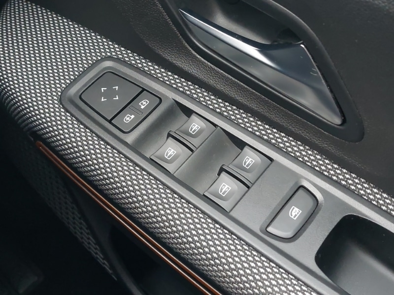 Used Dacia Sandero Stepway 2022 for sale - 77596772: Photo 18