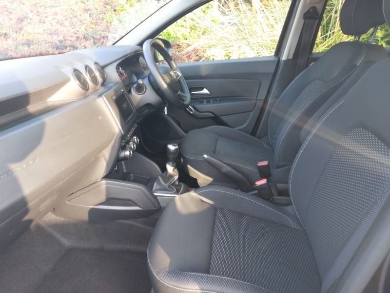 Used Dacia Duster 2018 for sale - 76498209: Photo 5