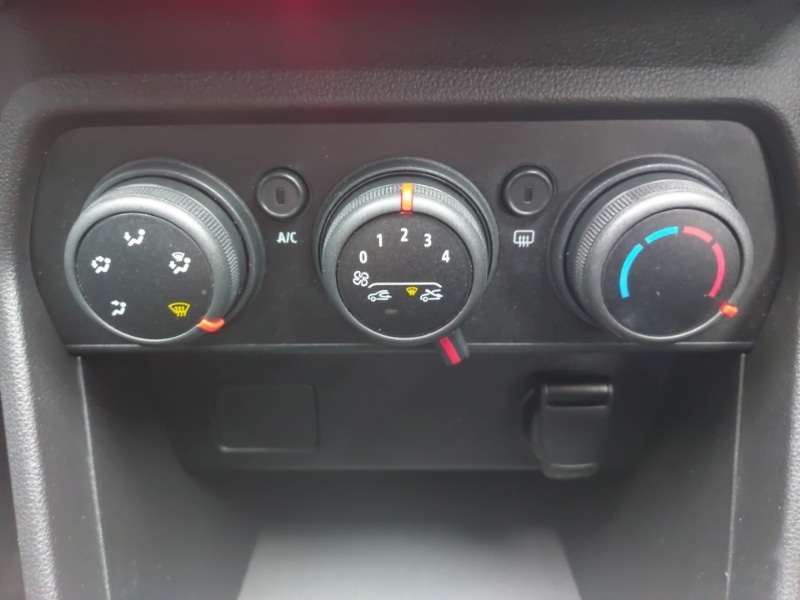 Used Dacia Sandero Stepway 2022 for sale - 77767473: Photo 15