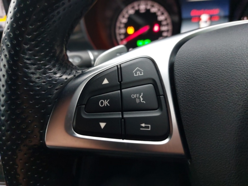 Used Mercedes-Benz GLC 2018 for sale - 77028583: Photo 11