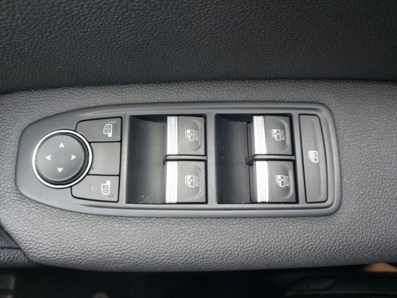 Used Renault Captur 2022 for sale - 78147654: Photo 19