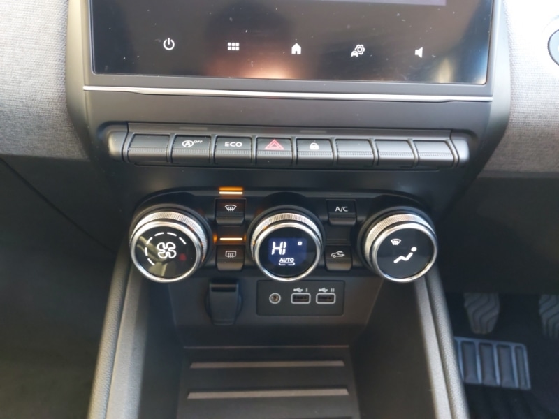 Used Renault Clio 2024 for sale - 76687744: Photo 11