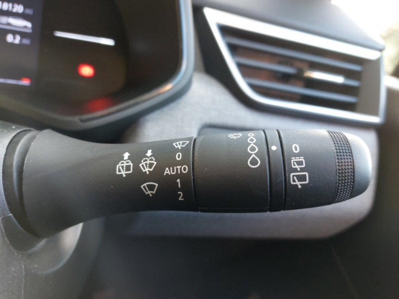 Used Renault Clio 2024 for sale - 76687744: Photo 17