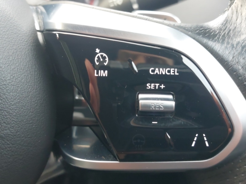 Used Jaguar XE 2020 for sale - 77062701: Photo 13