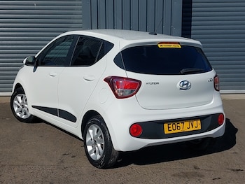 Used Hyundai i10 2017 for sale - 78369435: Photo