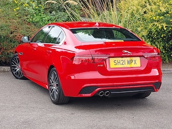 Used Jaguar XE 2021 for sale - 75633954: Photo