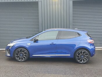 Used Renault Clio 2025 for sale - 77682622: Photo